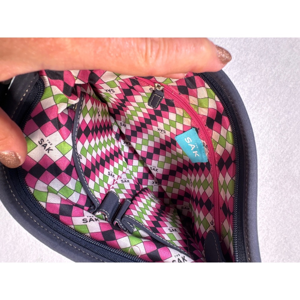 The Sak Navy Blue Crochet Shoulder Bag Zip Top Hobo Purse Harlequin Lining - Picture 6 of 10
